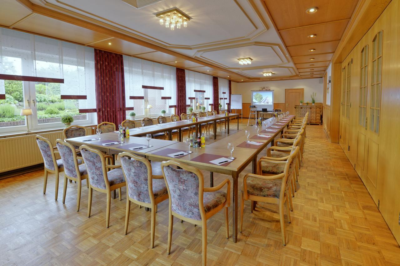 Landhotel Zur Eiche Buxtehude Exteriör bild