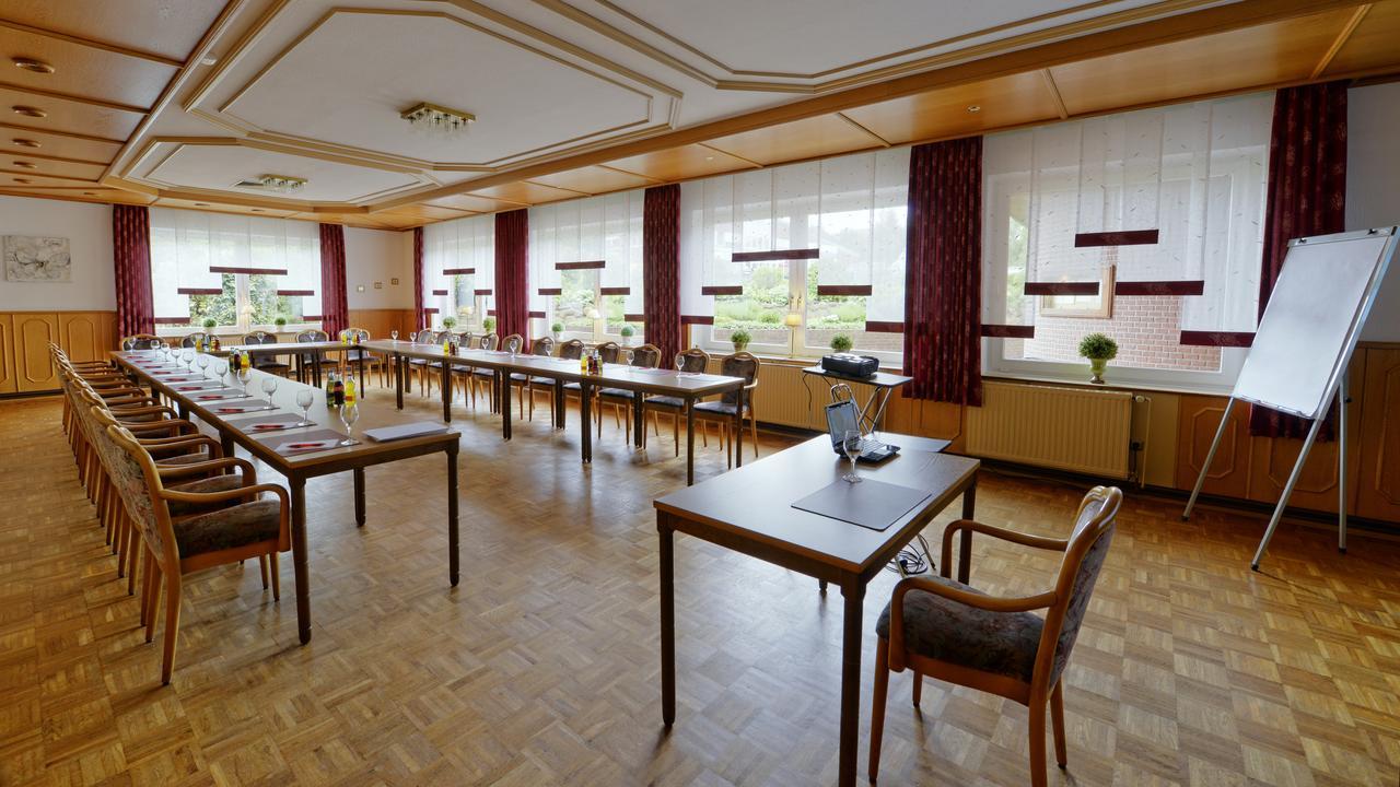 Landhotel Zur Eiche Buxtehude Exteriör bild